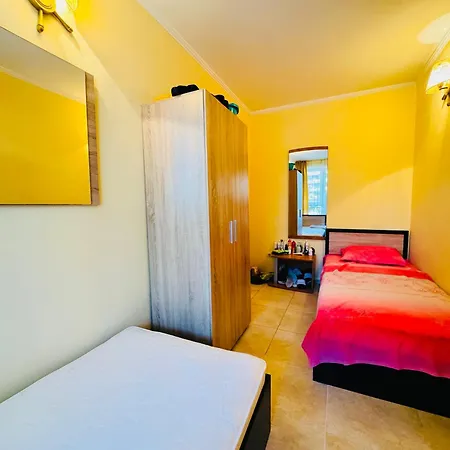 Victoria Two Bedroom Sunny