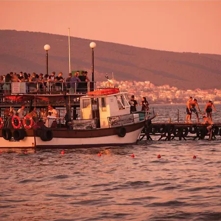 Апартамент Victoria Two Bedroom Sunny Слънчев бряг