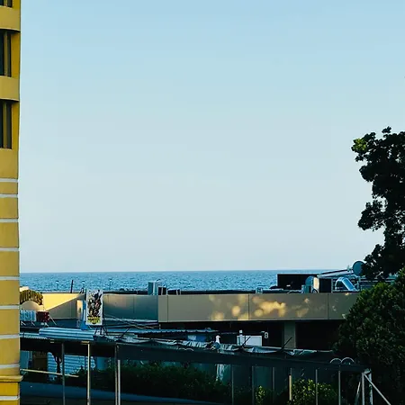 Apartment Victoria Two Bedroom Sunny