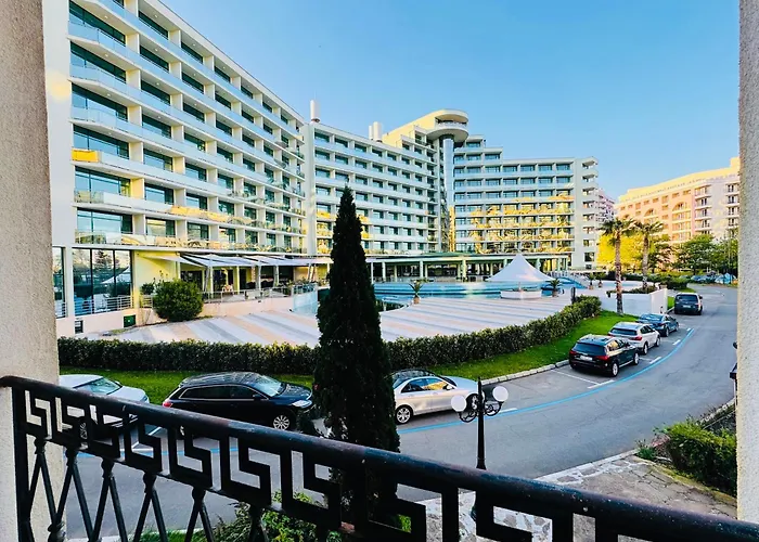 Victoria Two Bedroom Sunny Slantchev Briag